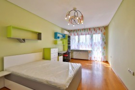 3 bedroom Iztok, Sofia 15