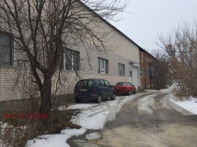 Teollisuusrakennus Promišlena zona - Sever, Dobritš 4