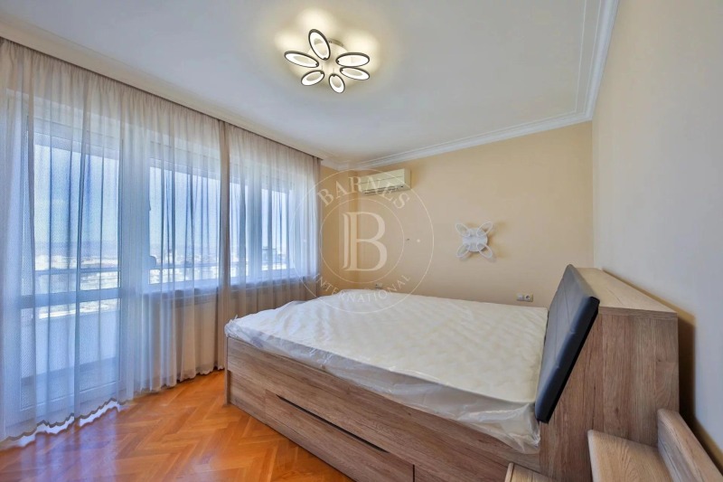 K pronájmu  3 ložnice Sofia , Iztok , 162 m2 | 67585300 - obraz [17]