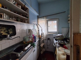 ���� ��� ���� 3-����� | Imot.bg � ����� ������ 12