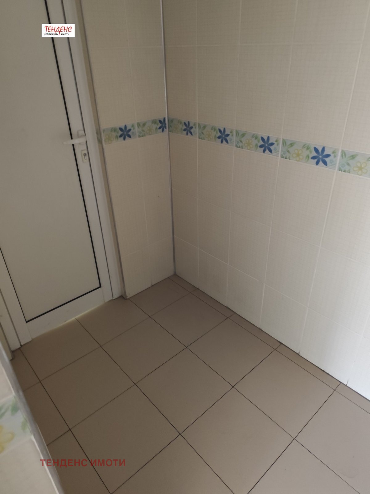 Дава под наем МАГАЗИН, гр. Кърджали, Възрожденци, снимка 3 - Магазини - 53673700