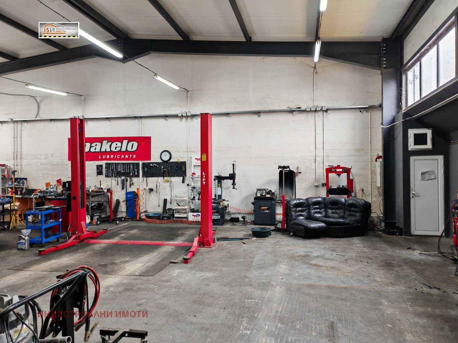 Дава под наем ПРОМ. ПОМЕЩЕНИЕ, гр. Пловдив, Индустриална зона - Север, снимка 2 - Производствени сгради - 54060440