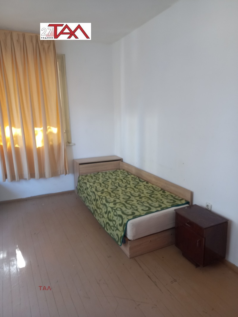 Zu vermieten  2 Schlafzimmer Plowdiw , Starijat grad , 100 qm | 42307609 - Bild [12]