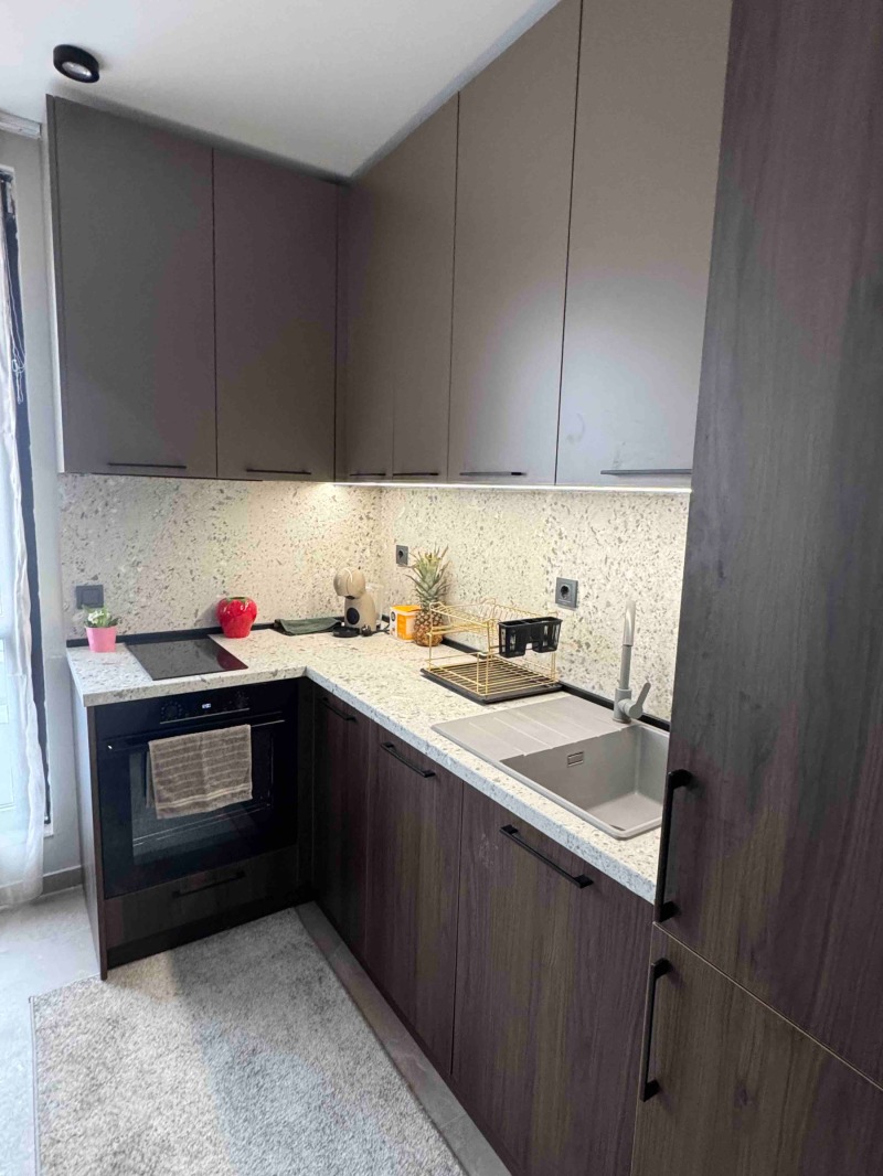 Дава под наем 3-СТАЕН, гр. Пловдив, Младежки Хълм, снимка 3 - Апартаменти - 53567773