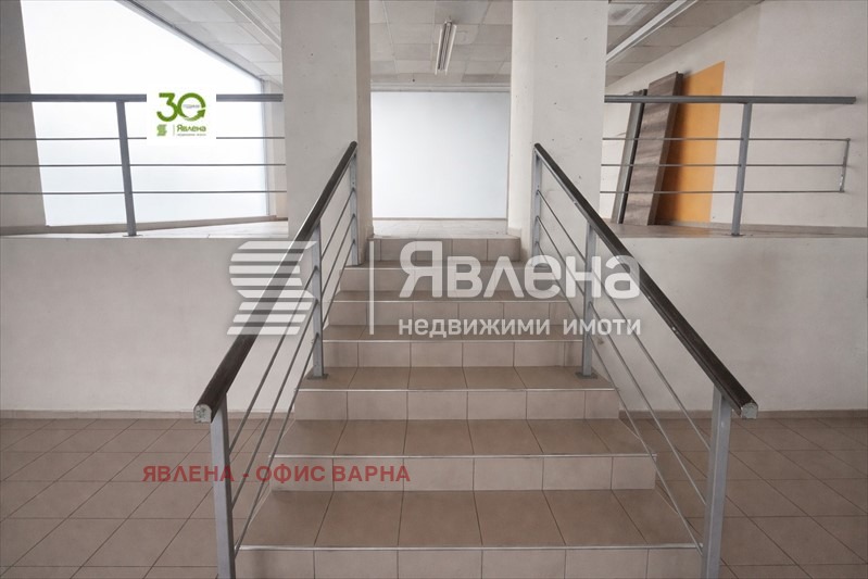 Дава под наем МАГАЗИН, гр. Варна, ВИНС-Червен площад, снимка 2 - Магазини - 55631887