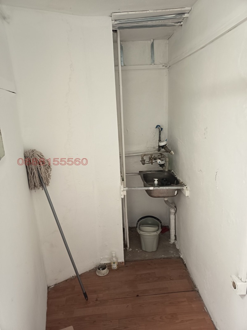 Дава под наем ГАРАЖ, ПАРКОМЯСТО, гр. София, Банишора, снимка 4 - Гаражи и паркоместа - 52521642