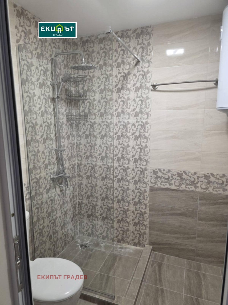 Vuokrattavana  1 makuuhuone Varna , Vladislav Varnentšik 1 , 65 neliömetriä | 63956962 - kuva [15]