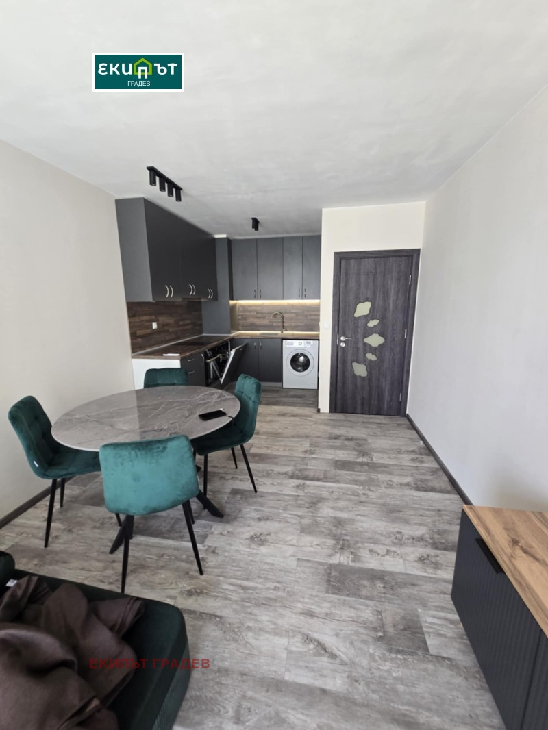Vuokrattavana  1 makuuhuone Varna , Vladislav Varnentšik 1 , 65 neliömetriä | 63956962 - kuva [2]