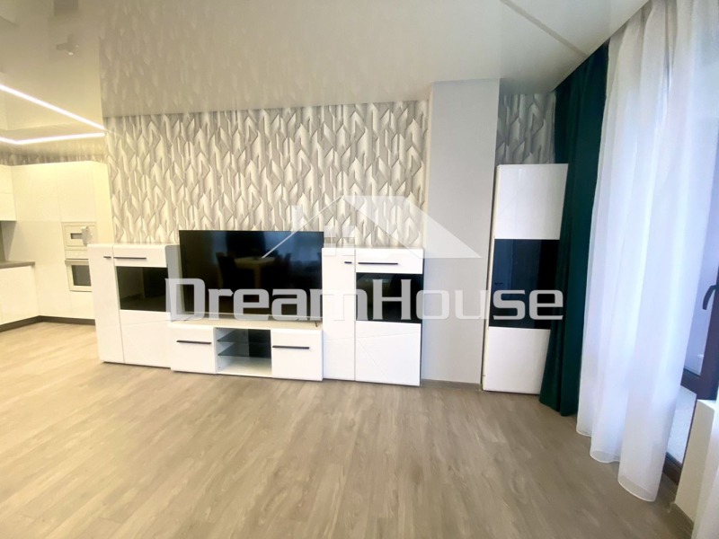 Zu vermieten  2 Schlafzimmer Plowdiw , Trakija , 110 qm | 15517868 - Bild [5]