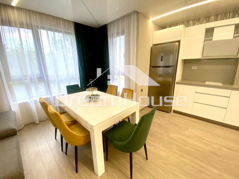 Zu vermieten  2 Schlafzimmer Plowdiw , Trakija , 110 qm | 15517868 - Bild [4]