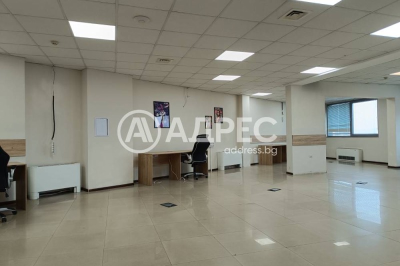 Te huur  Kantoor Sofia , Tsentar , 236 m² | 94055658 - afbeelding [10]
