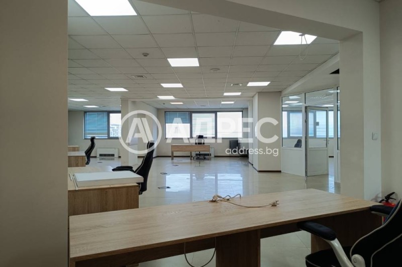 Te huur  Kantoor Sofia , Tsentar , 236 m² | 94055658 - afbeelding [12]