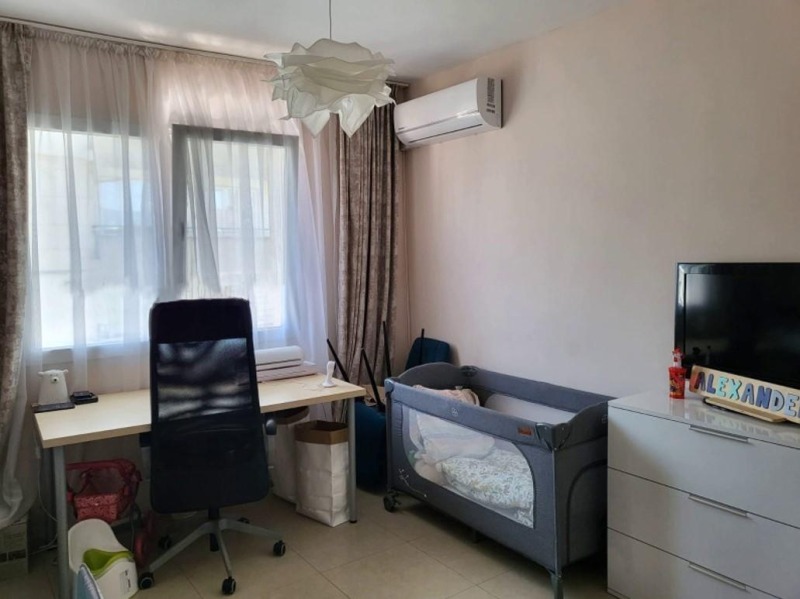 De inchiriat  2 dormitoare Sofia , Bâcston , 95 mp | 25090819 - imagine [7]