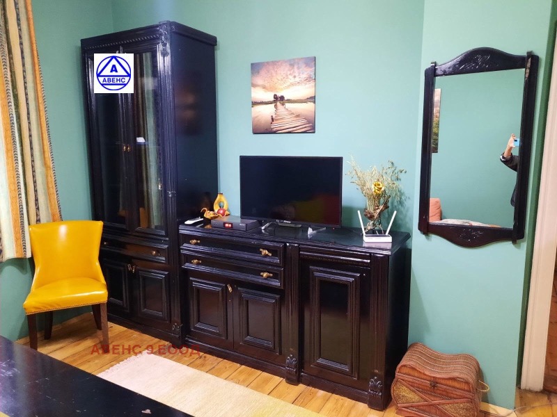 Издаје се  2 спаваће собе Плевен , Идеален центар , 90 м2 | 28855680 - слика [6]