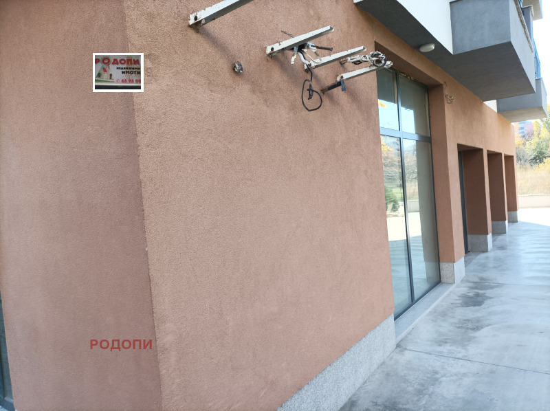 Дава под наем МАГАЗИН, гр. Пловдив, Тракия, снимка 3 - Магазини - 52398307