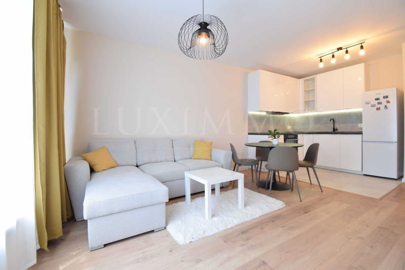Zu vermieten  2 Schlafzimmer Sofia , Banischora , 105 qm | 76936125