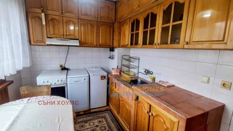 Дава под наем 3-СТАЕН, гр. Горна Оряховица, област Велико Търново