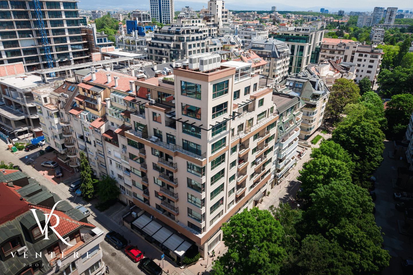 Дава под наем 4-СТАЕН, гр. София, Лозенец, снимка 14 - Апартаменти - 54649090