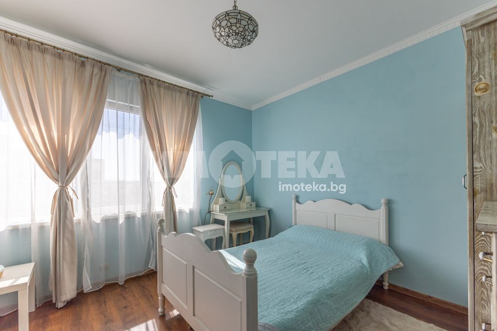 Дава под наем МНОГОСТАЕН, гр. Варна, Център, снимка 3 - Апартаменти - 56073310