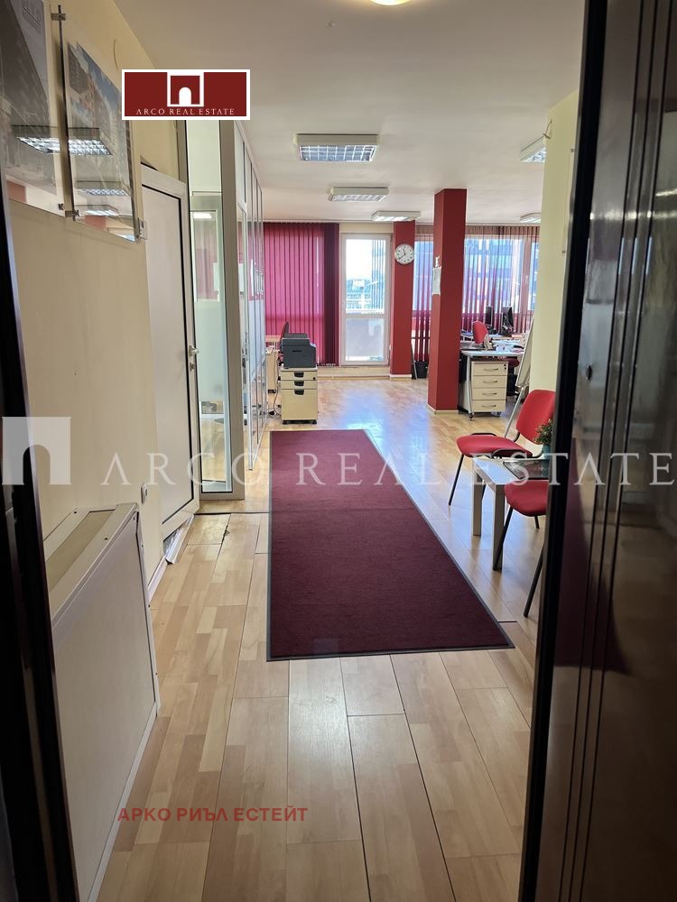 En renta  Oficina Sofia , Mladost 1 , 113 metros cuadrados | 48447083 - imagen [10]