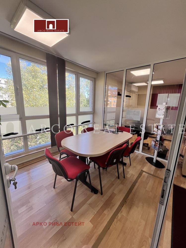 En renta  Oficina Sofia , Mladost 1 , 113 metros cuadrados | 48447083 - imagen [5]