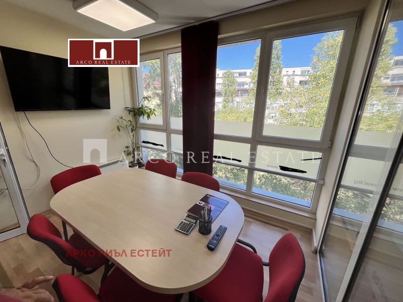 En renta  Oficina Sofia , Mladost 1 , 113 metros cuadrados | 48447083 - imagen [11]