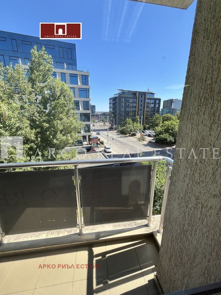 En renta  Oficina Sofia , Mladost 1 , 113 metros cuadrados | 48447083