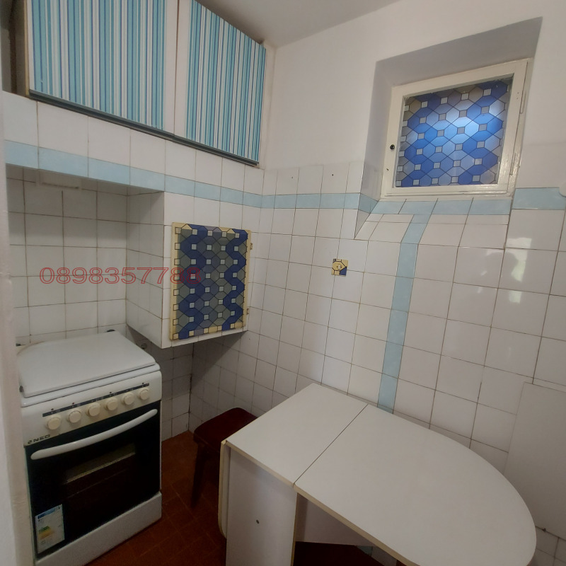 Дава под наем 3-СТАЕН, гр. Велико Търново, Център, снимка 10 - Апартаменти - 52906050