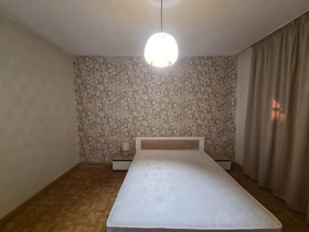 2 quartos Utchilichtchni, Haskovo 9