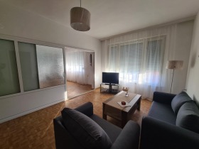 2 quartos Utchilichtchni, Haskovo 2