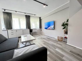 Studio Centar, Burgas 1