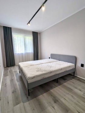 Studio Centar, Burgas 6