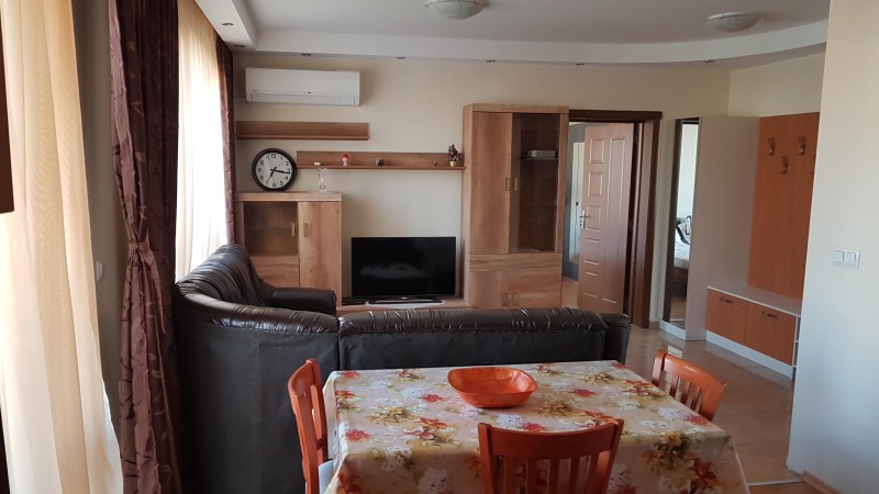 Προς ενοικίαση  1 υπνοδωμάτιο Σοφηια , Λγιουλην - τσενταρ , 70 τ.μ | 55528366 - εικόνα [2]