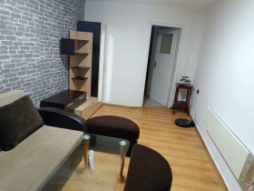 1 chambre Mladejki Halm, Plovdiv 3