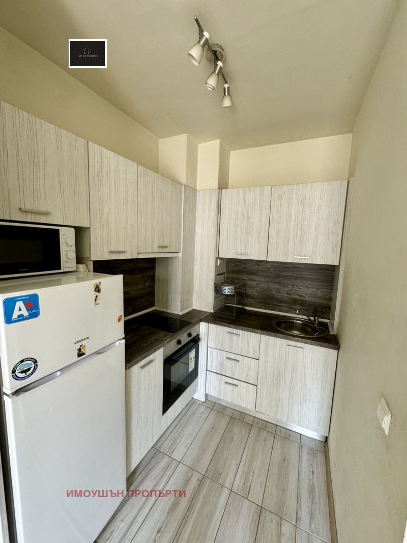 Zu vermieten  1 Schlafzimmer Sofia , Mladost 4 , 60 qm | 34313069