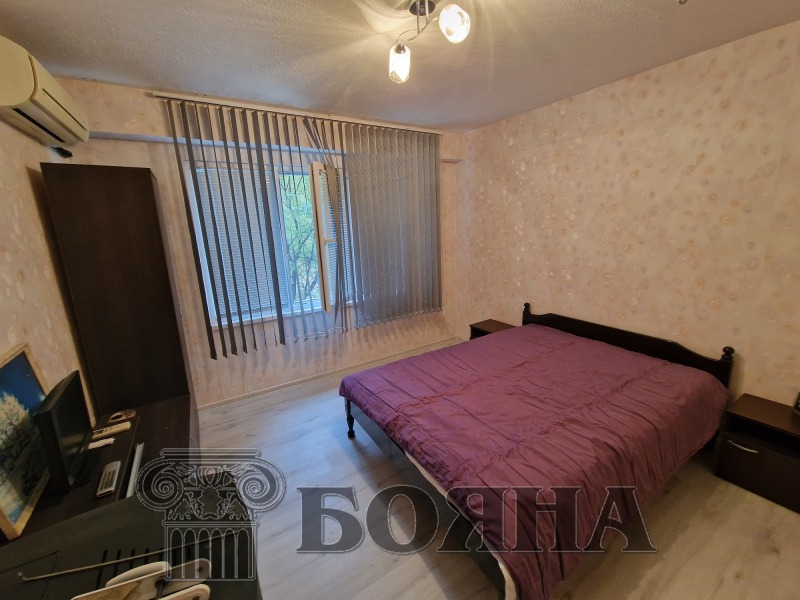 En renta  1 dormitorio Ruse , Druzhba 3 , 65 metros cuadrados | 76060237 - imagen [2]