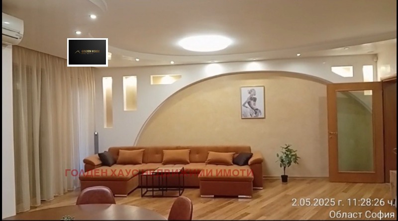 En renta  2 dormitorios Sofia , Vitosha , 145 metros cuadrados | 35100837