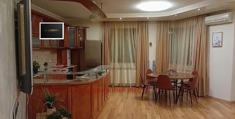 En renta  2 dormitorios Sofia , Vitosha , 145 metros cuadrados | 35100837 - imagen [3]