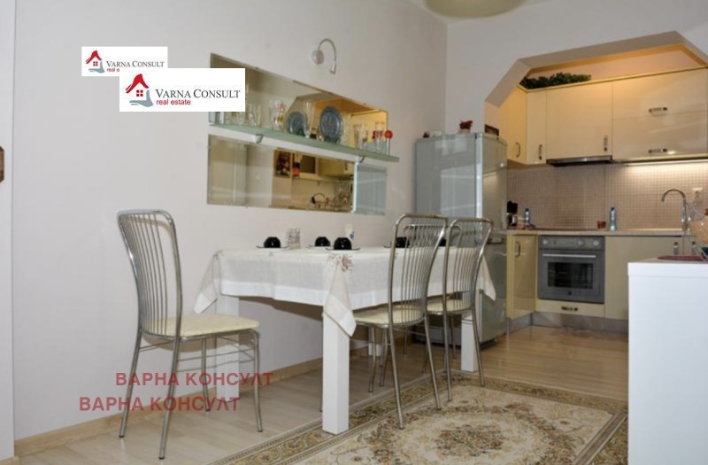 Дава под наем ЕТАЖ ОТ КЪЩА, гр. Варна, ВИНС-Червен площад, снимка 4 - Етаж от къща - 52694937