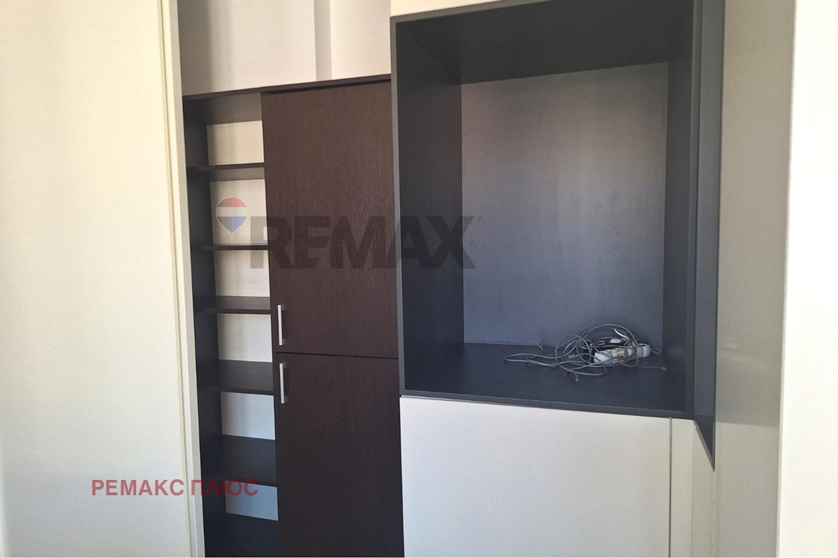 Дава под наем ОФИС, гр. София, Белите брези, снимка 13 - Офиси - 55069681