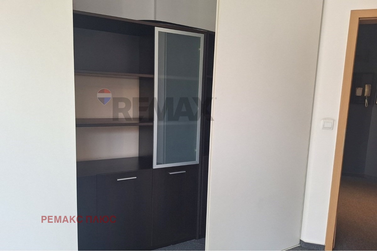 Дава под наем ОФИС, гр. София, Белите брези, снимка 12 - Офиси - 55069681