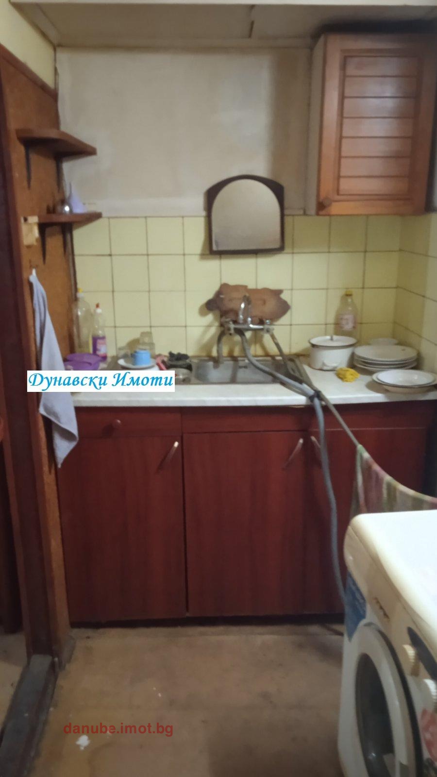 Дава под наем АТЕЛИЕ, ТАВАН, гр. Русе, Център, снимка 3 - Апартаменти - 56637133