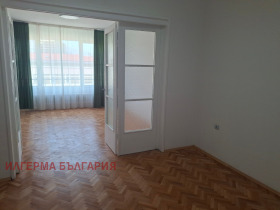 ���� ��� ���� 3-����� | Imot.bg � ����� ������ 2