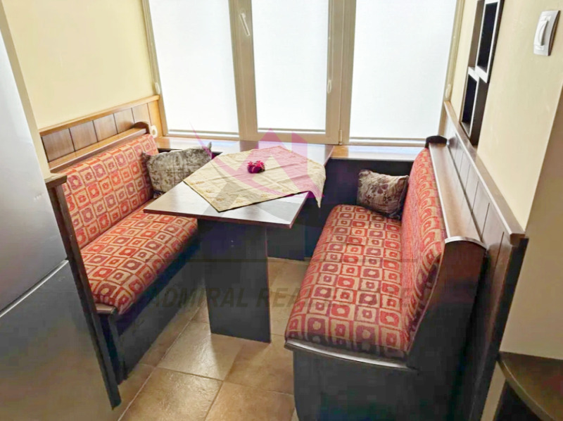 Zu vermieten  1 Schlafzimmer Warna , Konfuto , 65 qm | 52883360 - Bild [2]
