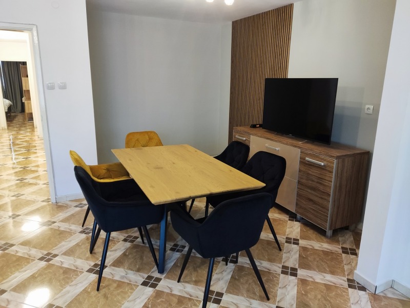 En renta  2 dormitorios Plovdiv , Tsentar , 120 metros cuadrados | 58606732 - imagen [6]