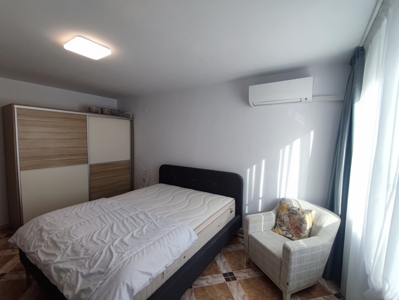 En renta  2 dormitorios Plovdiv , Tsentar , 120 metros cuadrados | 58606732 - imagen [16]