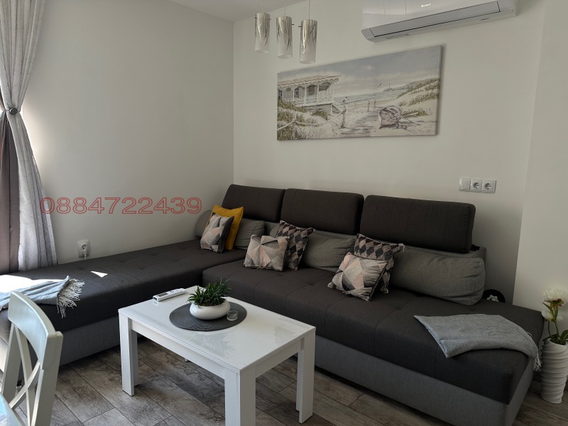A louer  1 chambre Bourgas , Sarafovo , 65 m² | 96786124