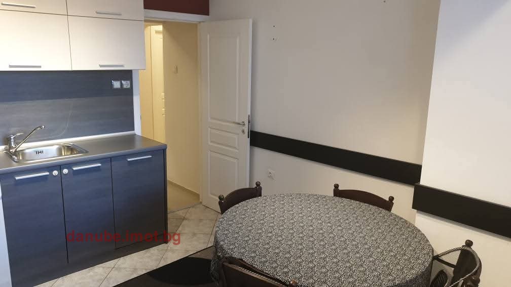 Дава под наем 3-СТАЕН, гр. Русе, Родина 1, снимка 2 - Апартаменти - 54081916