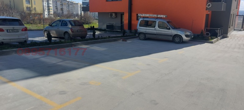 Дава под Наем ПАРКОМЯСТО в град Варна, Кайсиева градина - 14 кв.м / 80 € » 156.47 лв.