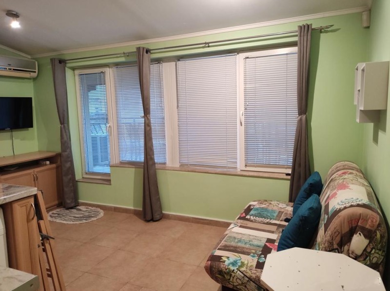 For Rent  Studio Varna , Tsentar , 29 sq.m | 65955015